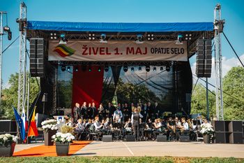OPAJSKO PRIZORIŠČE 1.MAJA PO DOLGEM ČASU S SONCEM OBSIJANO