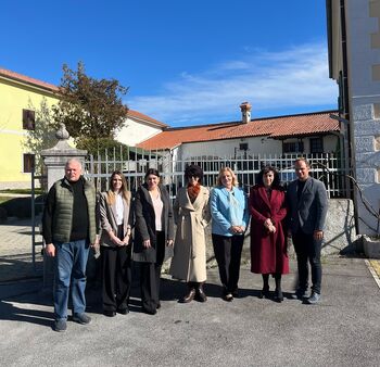 OB MEDNARODNEM DNEVU VODNIKOV ZAGON TURISTIČNE SEZONE KRASA IN BRKINOV OB MEDNARODNEM DNEVU VODNIKOV ZAGON TURISTIČNE SEZONE KRASA IN BRKINOV