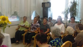 Ljudske pevke v domu stanovalcev v Lendavi