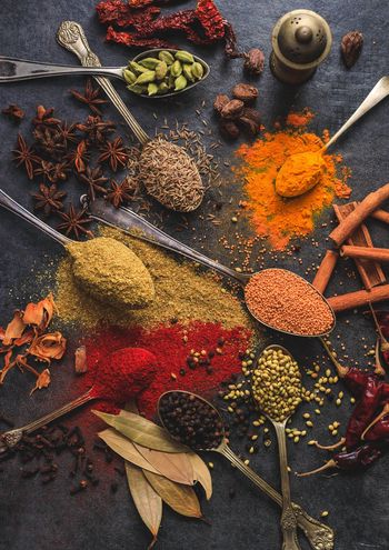 Kuharska delavnica z Alenko in Tomažem: Veganski Curry