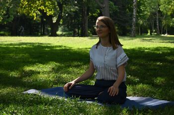 Spletna joga s Sabino