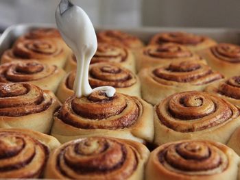 Kuharska delavnica - peka cimetovih rolic! :) 