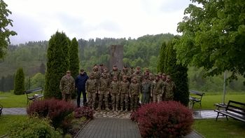 Pripadniki Poveljniško štabne šole SV na Medvedjeku