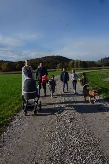 OTROKOM PRIHRANIMO PREZGODNJE RAZOČARANJE 