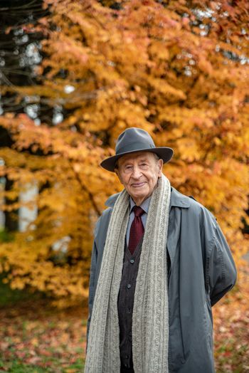 Stoletnik pisatelj ZORKO SIMČIČ Stoletnik pisatelj ZORKO SIMČIČ