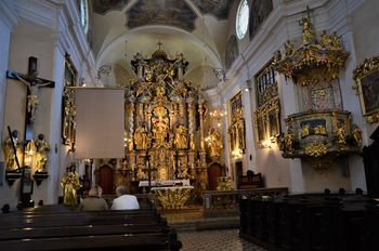 RELIKVIJE NEKDAJ IN DANES