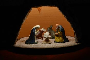 LONČARJEVE JASLICE NA PODBORŠTU 