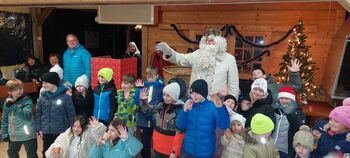 Dedek Mraz je obiskal Teniški klub Komenda Dedek Mraz je obiskal Teniški klub Komenda