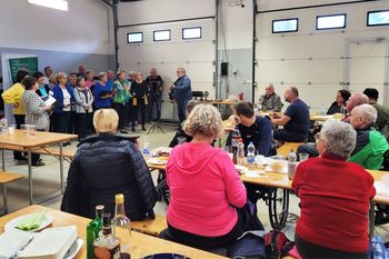 Paraplegiki ljubljanske pokrajine so bili gostje v naši občini