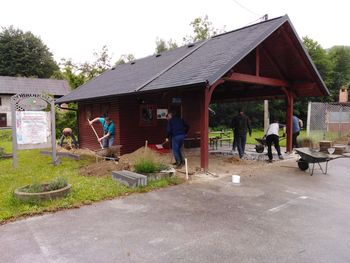 Kajuhi delovni kljub koronavirusu Kajuhi delovni kljub koronavirusu