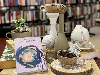 Predstavitev knjige Matjaža Lesjaka Brezčasni krog