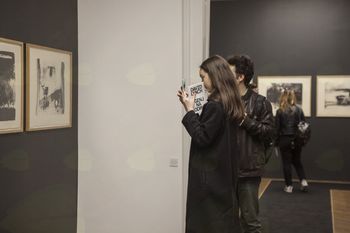 Vodstvo po razstavi David Lynch, Ogenj na odru