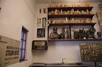 Med družinsko zapuščino in poklicnim izzivom