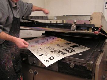 Prednovoletna delavnica izdelovanja čestitk