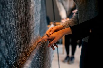 Izkustvena delavnica geštalt terapije s Tomažem Flajsom 