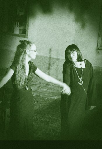 Zeliščarka, Svetlana Makarovič in Aphra Tesla