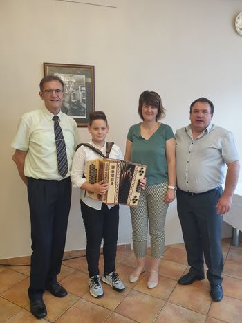 Ob zahvali prostovoljcem Ob zahvali prostovoljcem