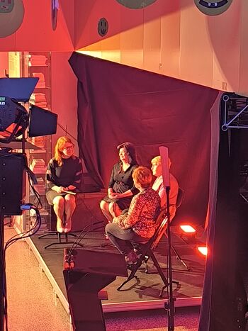 V GOSTEH PRI KUD MIRNA PEČ – POKLON OB 50-LETNICI