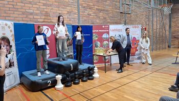 Lara Morenčič 3. mesto na DP v pospešenem šahu