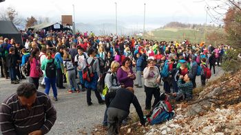 Novembra že tridesetič po Levstikovi poti