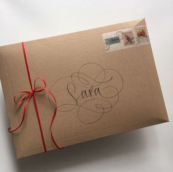 Enodnevna kaligrafska delavnica pisanja novoletnih čestitk