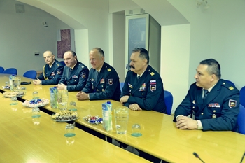 Župan sprejel predstavnike Slovenske vojske in župnike Župan sprejel predstavnike Slovenske vojske in župnike