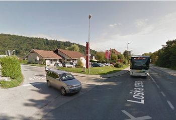 Pri Mercatorju bo trikrako križišče Pri Mercatorju bo trikrako križišče