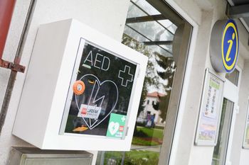 Vabilo na izobraževanje uporabe AED