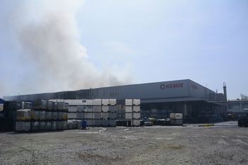 Kemis odgovarja na zastavljena vprašanja na zboru občanov