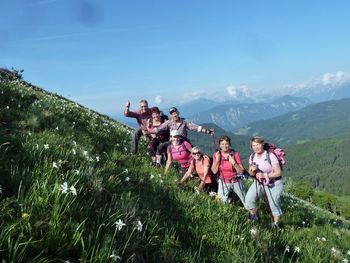 Hitri polžki z Loga