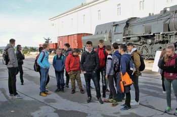 Ogled parka vojaške zgodovine v Pivki