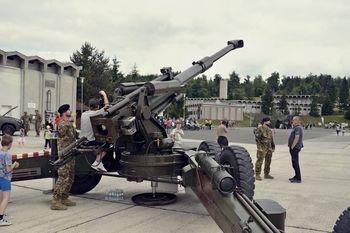 Vojašnica je odprla svoja vrata