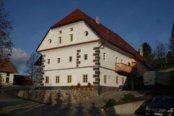 Prva Šentjoščanka v ljubljanski šoli