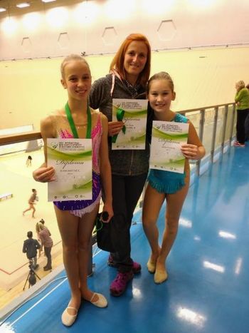 Ritmičarke še naprej v tekmovalnem tempu