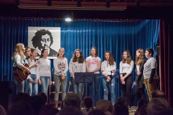 Pesem, igra, poezija – vse to je naša kulturna dimenzija