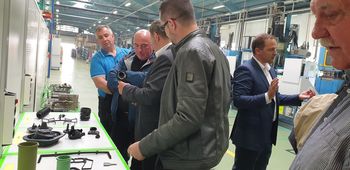 Siliko imel dan odprtih vrat