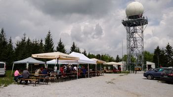 Pasja ravan – nad 1000 m je vse mogoče! Pasja ravan – nad 1000 m je vse mogoče!