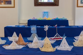 Barčica po morju plava