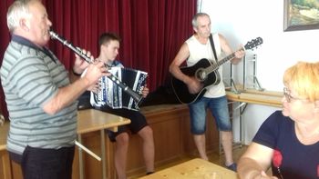 Poletno srečanje članov DU