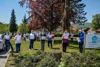 Protest zaposlenih Doma upokojencev Vrhnika