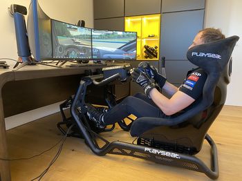 Virtualno dirkanje v času korona krize