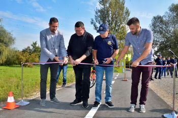 Teden mobilnosti: Slovesno odprli kolesarsko in pešpot ob Zlatici