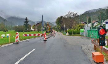 Začela so se gradbena dela na cesti v Podlipi 