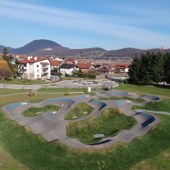 Graditi se bo začel kolopark!