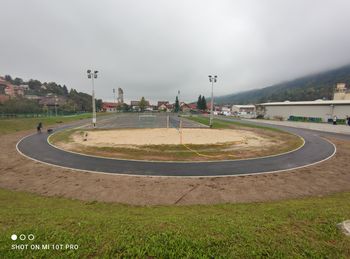 Prenovljena atletska steza