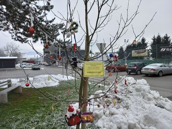 Potrkali smo na vrata Potrkali smo na vrata