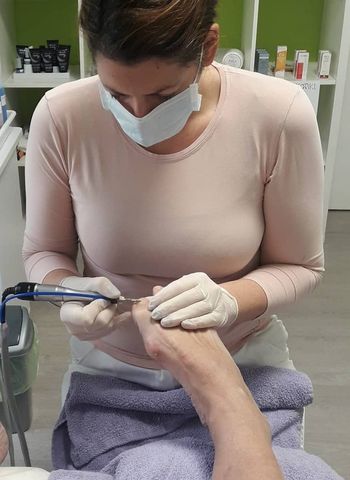 Poskrbite za svoja stopala tudi pozimi