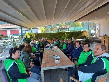 Redno gibanje prispeva k relativnemu pomlajevanju Redno gibanje prispeva k relativnemu pomlajevanju