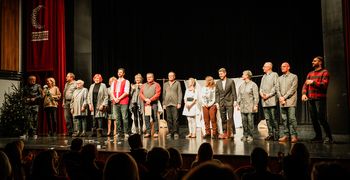 Veličasten večer v Cankarjevem domu Vrhnika Veličasten večer v Cankarjevem domu Vrhnika