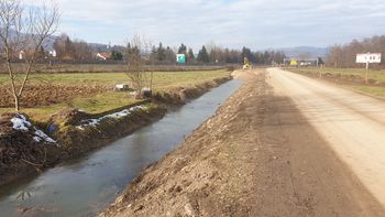 Trenutno potekajo dela na javni poti med Bajerji in regionalko
